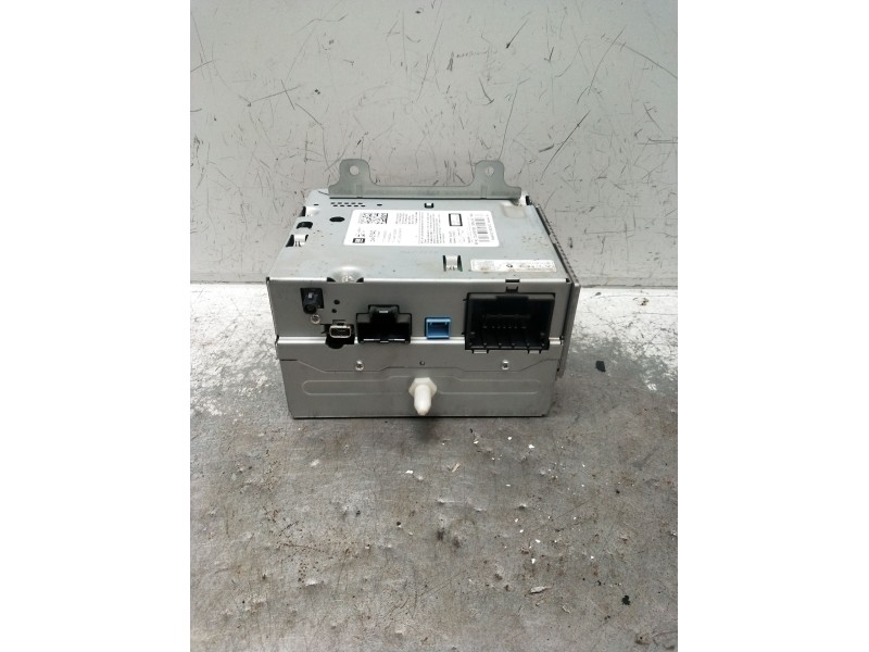 Recambio de sistema audio / radio cd para opel astra j sedán 1.6 cdti (69) referencia OEM IAM 23495140 110822 