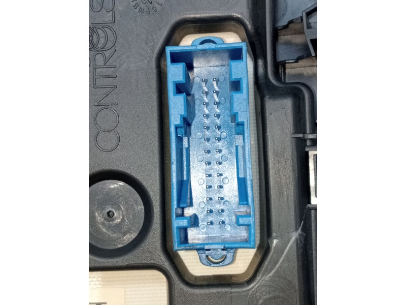 Recambio de pantalla multifuncion para citroën c4 i (lc_) 2.0 hdi referencia OEM IAM P96572391ZD 281124203A 