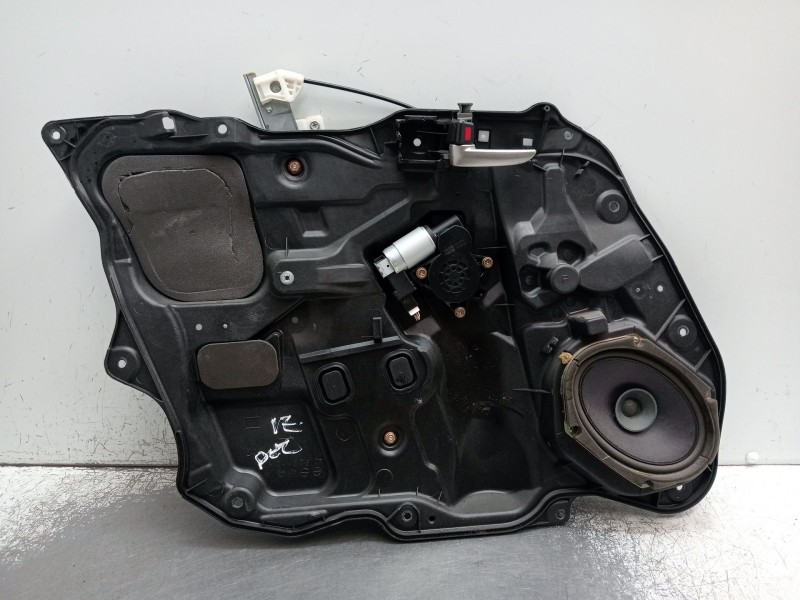 Recambio de elevalunas delantero izquierdo para mazda 3 (bk) 1.6 di turbo referencia OEM IAM BP4K5997X 5P 