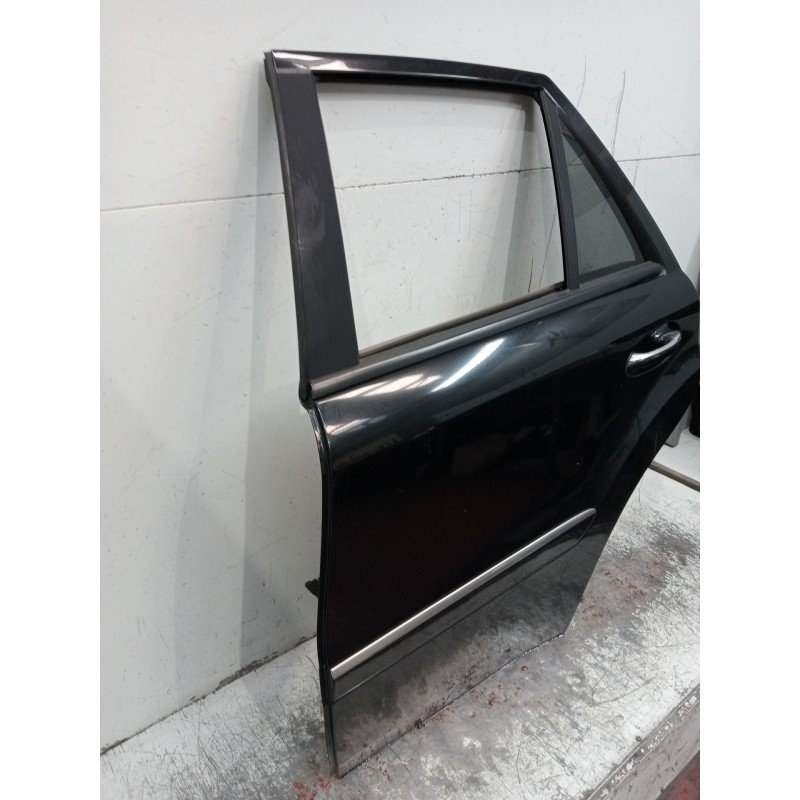 Recambio de puerta trasera izquierda para mercedes-benz clase m (w164) 320 / 350 cdi (164.122) referencia OEM IAM   
