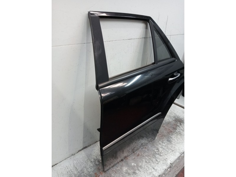 Recambio de puerta trasera izquierda para mercedes-benz clase m (w164) 320 / 350 cdi (164.122) referencia OEM IAM   
