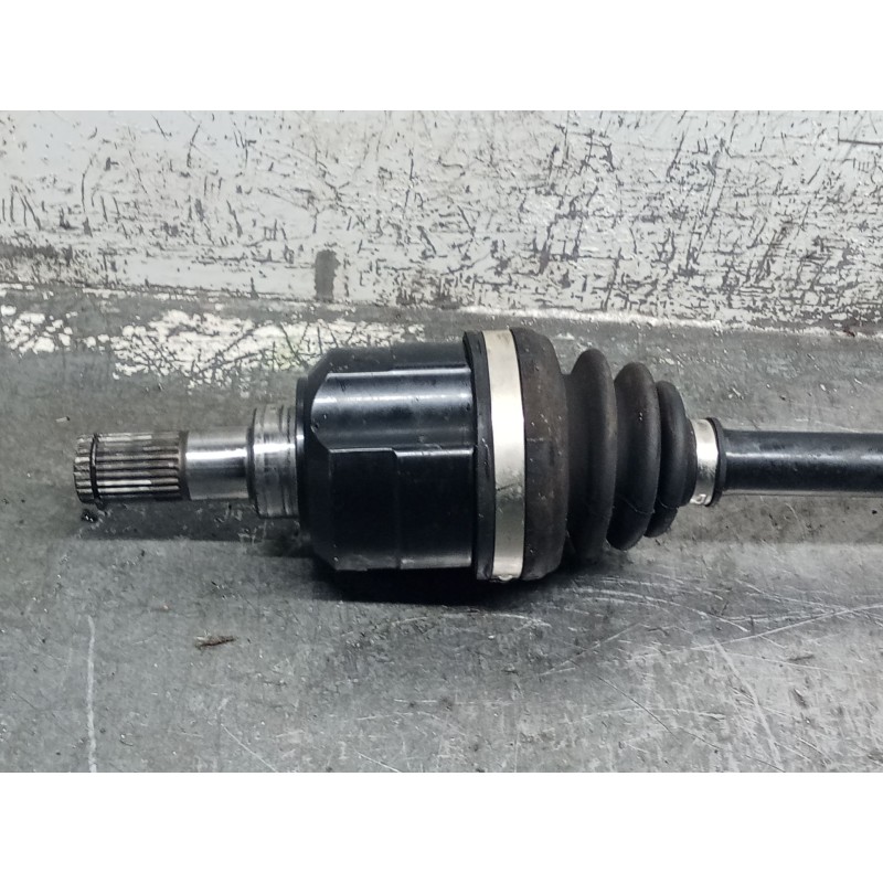 Recambio de transmision delantera izquierda para kia sportage iii (sl) 1.6 gdi referencia OEM IAM Y830L  