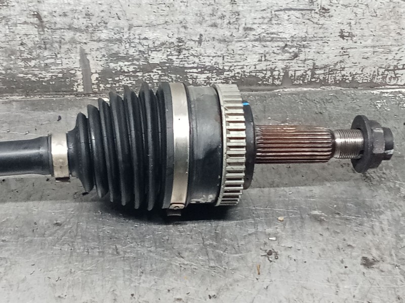 Recambio de transmision delantera izquierda para kia sportage iii (sl) 1.6 gdi referencia OEM IAM Y830L  