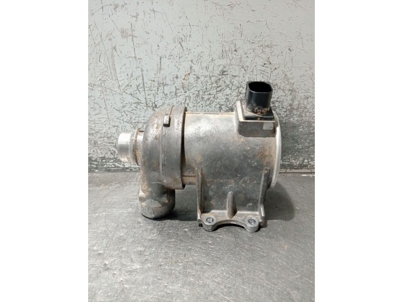 Recambio de bomba agua para volvo xc60 business plus 2wd referencia OEM IAM 31368715  