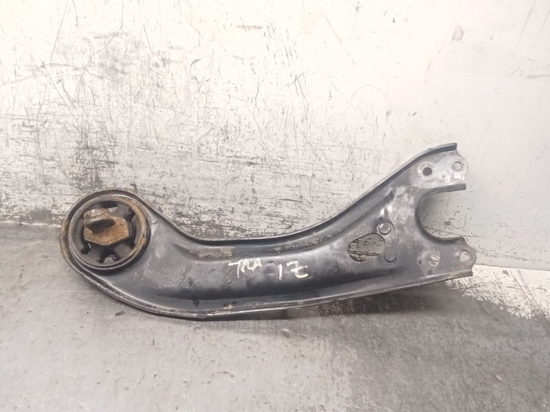 Recambio de brazo suspension superior trasero izquierdo para kia sportage iii (sl) 1.6 gdi referencia OEM IAM 552702S850  