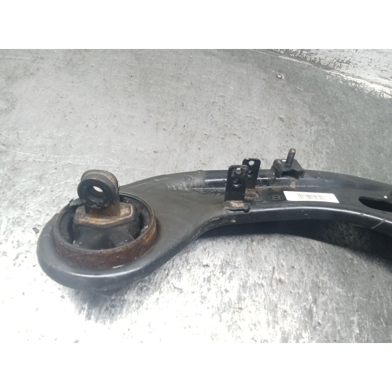Recambio de brazo suspension superior trasero izquierdo para kia sportage iii (sl) 1.6 gdi referencia OEM IAM 552702S850  