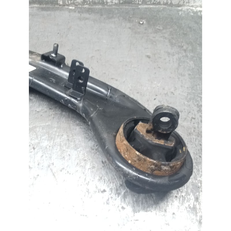 Recambio de brazo suspension superior trasero derecho para kia sportage iii (sl) 1.6 gdi referencia OEM IAM 552802S850  