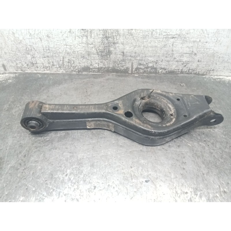 Recambio de brazo suspension inferior trasero derecho para kia sportage iii (sl) 1.6 gdi referencia OEM IAM 552203U800  