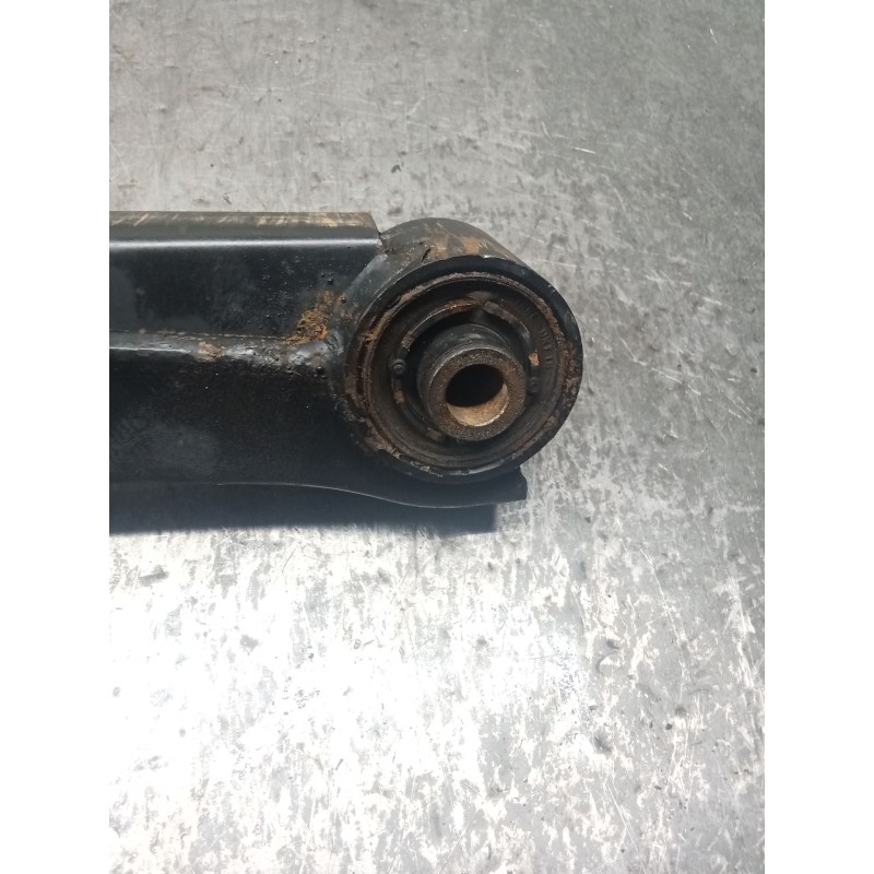 Recambio de brazo suspension inferior trasero derecho para kia sportage iii (sl) 1.6 gdi referencia OEM IAM 552203U800  