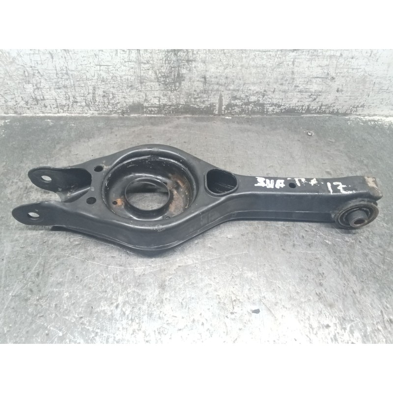 Recambio de brazo suspension inferior trasero izquierdo para kia sportage iii (sl) 1.6 gdi referencia OEM IAM 552203U800  