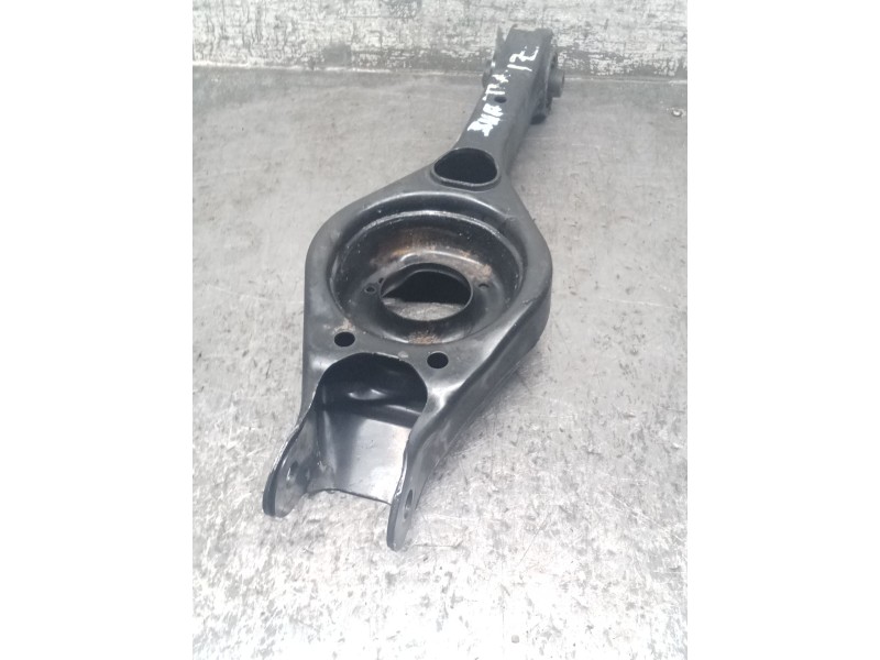 Recambio de brazo suspension inferior trasero izquierdo para kia sportage iii (sl) 1.6 gdi referencia OEM IAM 552203U800  