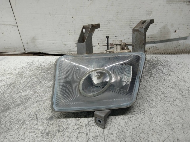 Recambio de faro antiniebla derecho para opel vectra b berlina comfort referencia OEM IAM 90585030  