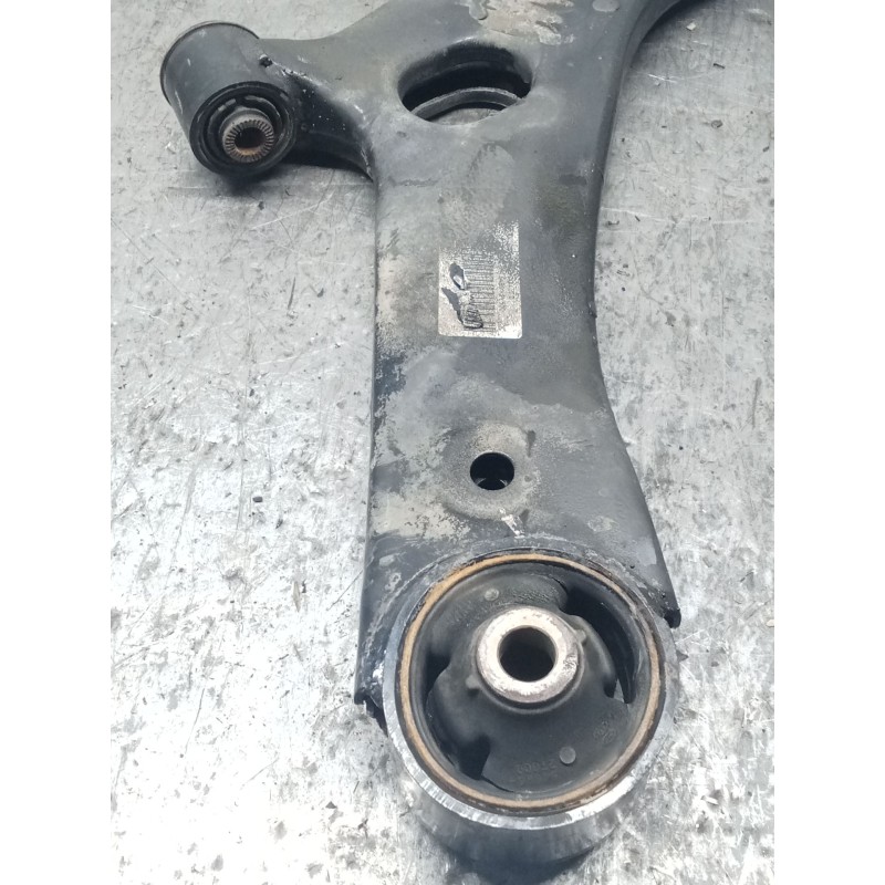 Recambio de brazo suspension inferior delantero derecho para kia sportage iii (sl) 1.6 gdi referencia OEM IAM   