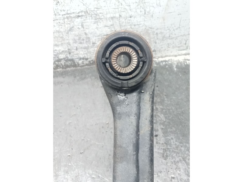 Recambio de brazo suspension inferior delantero derecho para kia sportage iii (sl) 1.6 gdi referencia OEM IAM   
