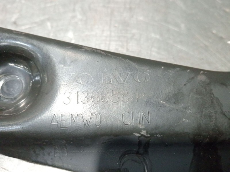 Recambio de brazo suspension inferior trasero izquierdo para volvo xc60 business plus 2wd referencia OEM IAM 31360584  