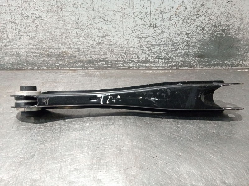 Recambio de brazo suspension inferior trasero izquierdo para volvo xc60 business plus 2wd referencia OEM IAM 31360588  