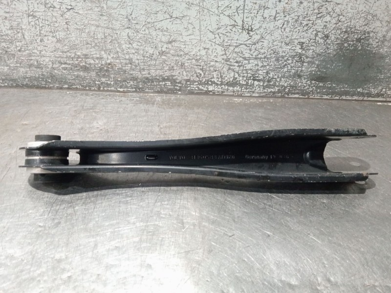 Recambio de brazo suspension inferior trasero izquierdo para volvo xc60 business plus 2wd referencia OEM IAM 31360588  