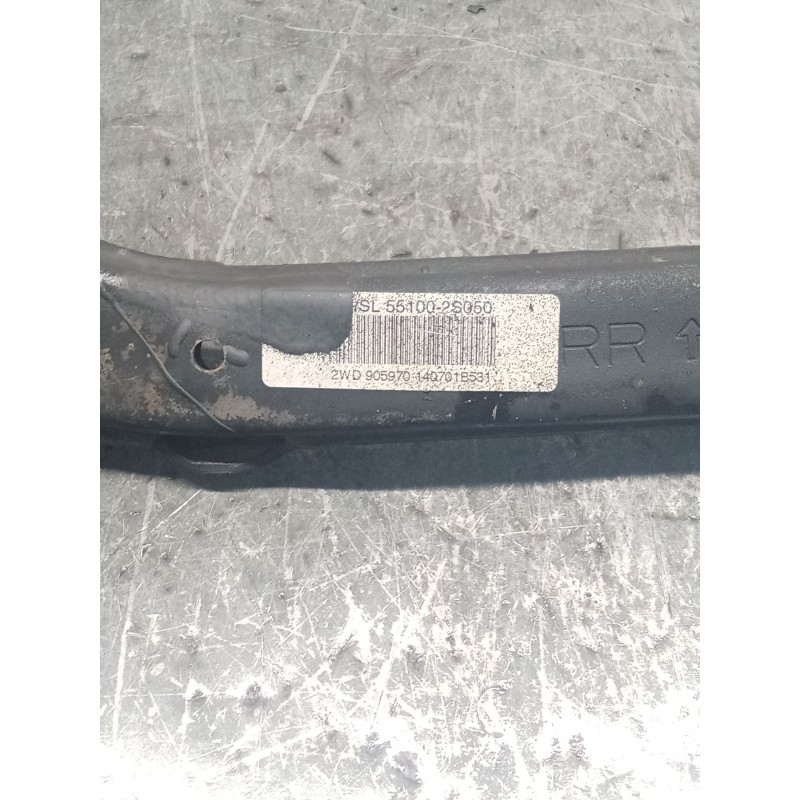 Recambio de brazo suspension inferior trasero derecho para kia sportage iii (sl) 1.6 gdi referencia OEM IAM 551002S050  