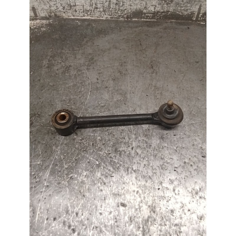 Recambio de brazo suspension superior trasero derecho para kia sportage iii (sl) 1.6 gdi referencia OEM IAM   