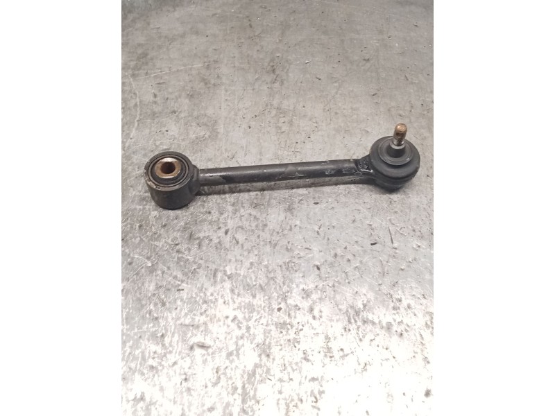 Recambio de brazo suspension superior trasero izquierdo para kia sportage iii (sl) 1.6 gdi referencia OEM IAM   