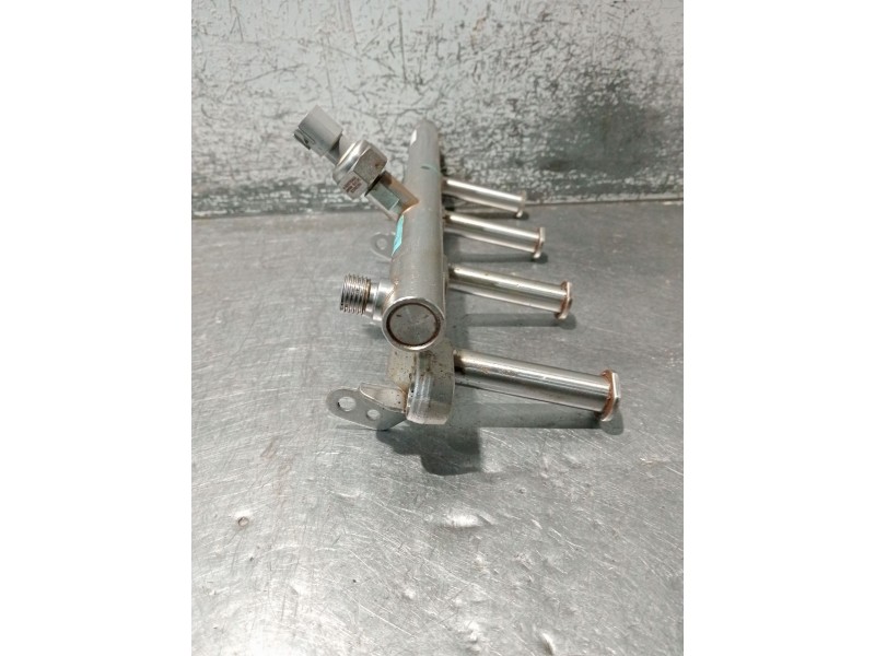 Recambio de rampa inyectora para volvo xc60 business plus 2wd referencia OEM IAM P31410835 P31204559 4D19151