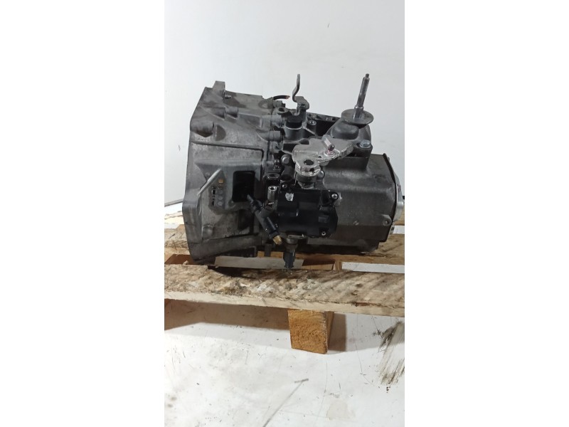 Recambio de caja cambios para peugeot 5008 (0u_, 0e_) 1.6 hdi referencia OEM IAM 20EA07 6v 1314318