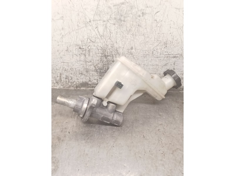 Recambio de bomba freno para kia sportage iii (sl) 1.6 gdi referencia OEM IAM   
