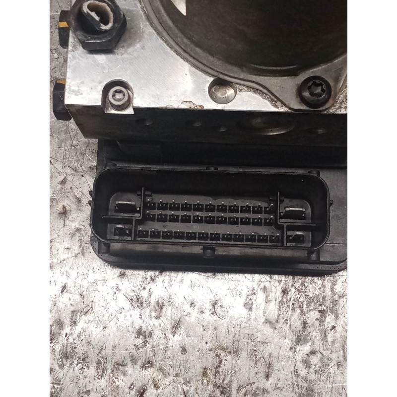 Recambio de abs para kia sportage iii (sl) 1.6 gdi referencia OEM IAM 589203U410 046GAE1D1223927 