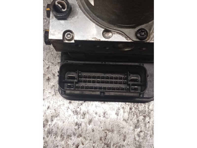 Recambio de abs para kia sportage iii (sl) 1.6 gdi referencia OEM IAM 589203U410 046GAE1D1223927 