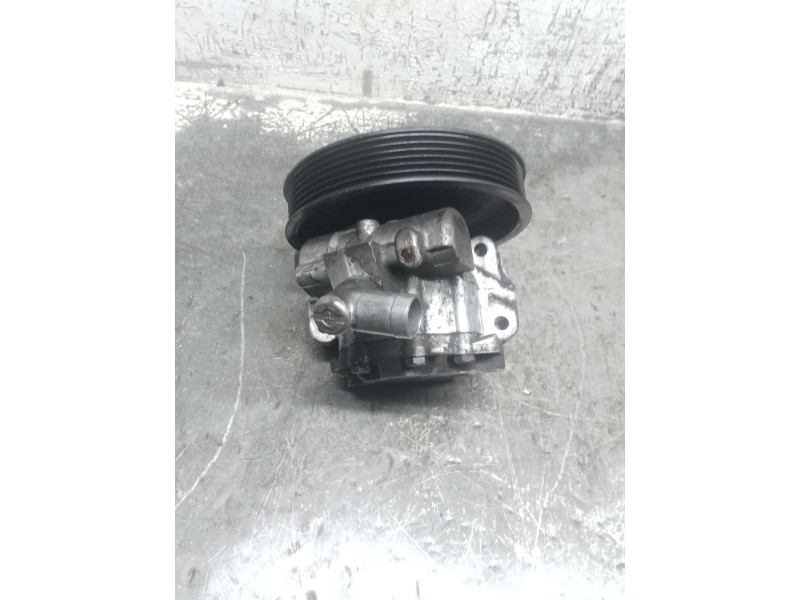 Recambio de bomba direccion para mercedes-benz clase c t-model (s203) c 270 cdi (203.216) referencia OEM IAM A6112300115  