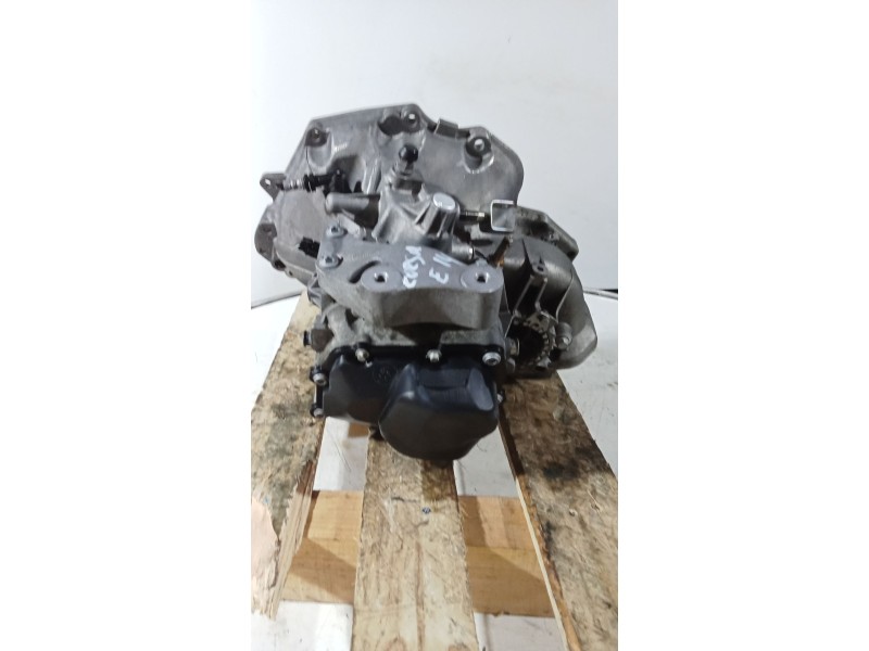 Recambio de caja cambios para opel corsa e (x15) 1.4 (08, 68) referencia OEM IAM A16333884F 5v 