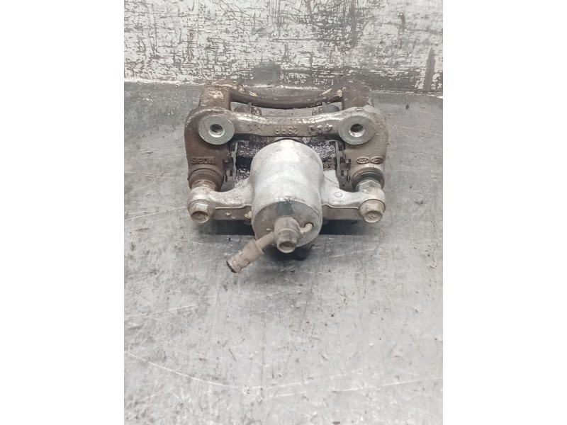 Recambio de pinza freno trasera derecha para kia sportage iii (sl) 1.6 gdi referencia OEM IAM   