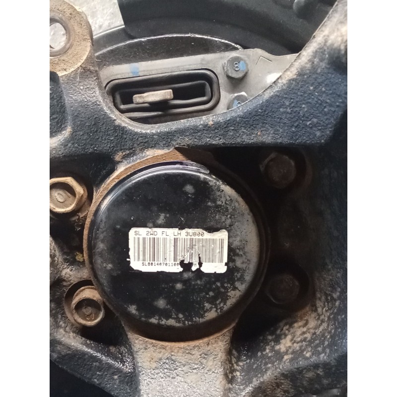 Recambio de mangueta trasera izquierda para kia sportage iii (sl) 1.6 gdi referencia OEM IAM 3U800  