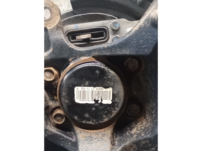 Recambio de mangueta trasera izquierda para kia sportage iii (sl) 1.6 gdi referencia OEM IAM 3U800  