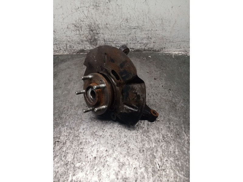 Recambio de mangueta delantera derecha para kia sportage iii (sl) 1.6 gdi referencia OEM IAM 2Y500  