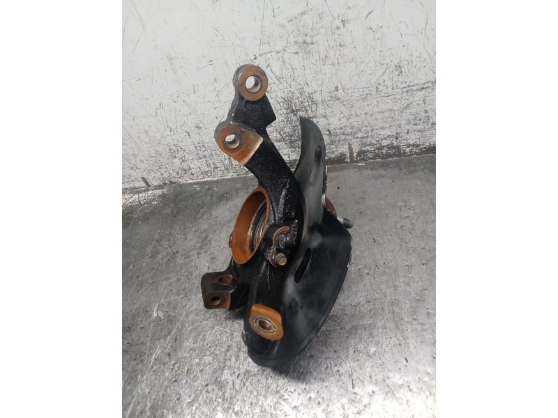 Recambio de mangueta delantera derecha para kia sportage iii (sl) 1.6 gdi referencia OEM IAM 2Y500  