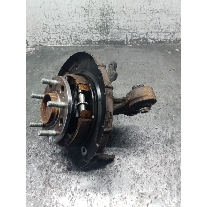 Recambio de mangueta trasera derecha para kia sportage iii (sl) 1.6 gdi referencia OEM IAM 3U800  
