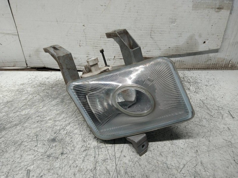 Recambio de faro antiniebla izquierdo para opel vectra b berlina comfort referencia OEM IAM 90585029  