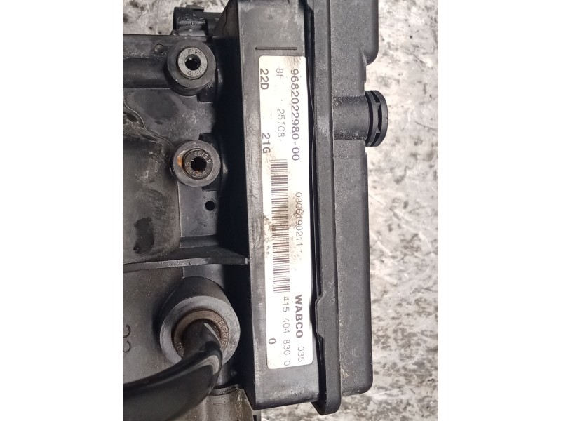 Recambio de bomba suspension para citroën c4 grand picasso i (ua_) 1.6 hdi referencia OEM IAM 9682022980 415404830 