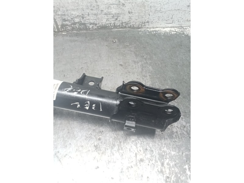 Recambio de amortiguador delantero derecho para kia sportage iii (sl) 1.6 gdi referencia OEM IAM   