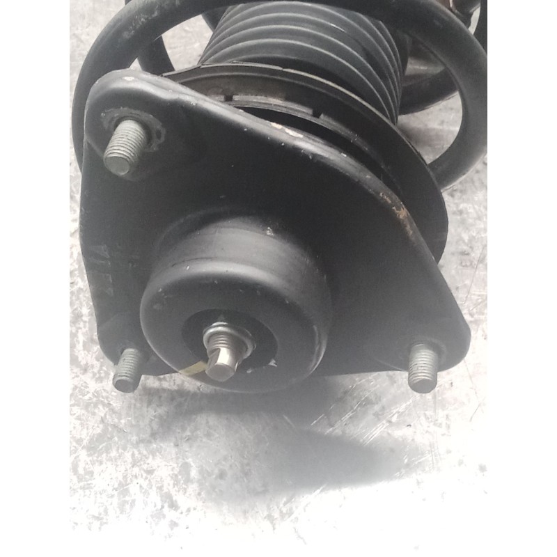 Recambio de amortiguador delantero derecho para kia sportage iii (sl) 1.6 gdi referencia OEM IAM   