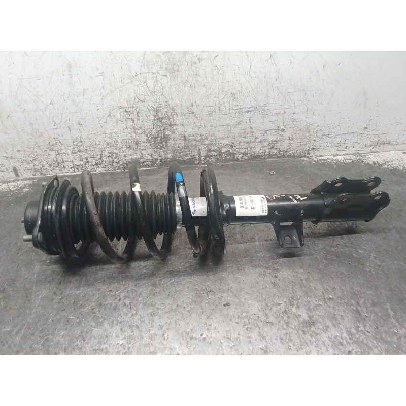 Recambio de amortiguador delantero izquierdo para kia sportage iii (sl) 1.6 gdi referencia OEM IAM   