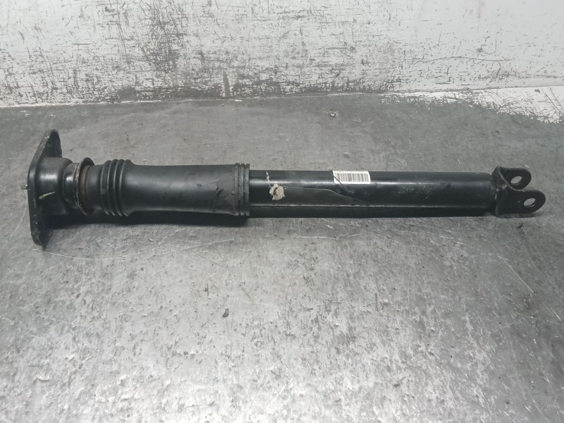 Recambio de amortiguador trasero derecho para kia sportage iii (sl) 1.6 gdi referencia OEM IAM 553003U800  