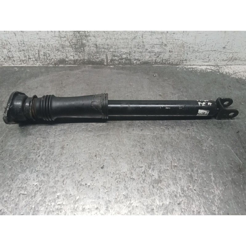Recambio de amortiguador trasero derecho para kia sportage iii (sl) 1.6 gdi referencia OEM IAM 553003U800  