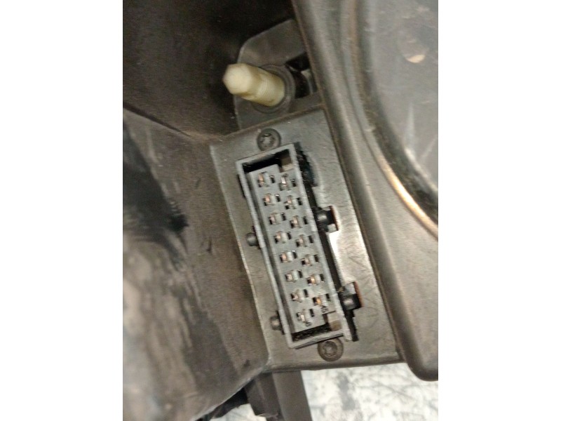 Recambio de faro izquierdo para peugeot 407 (6d_) 2.2 hdi 170 (6d4hth) referencia OEM IAM 0301213271 9660236680 XENON