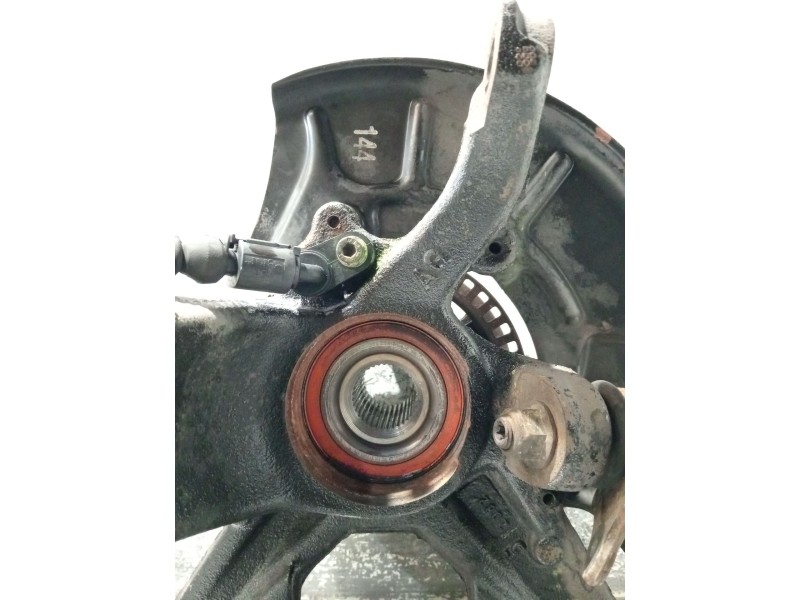 Recambio de mangueta delantera derecha para skoda octavia i (1u2) 1.9 tdi referencia OEM IAM   