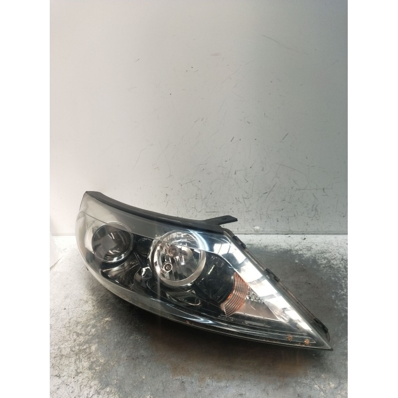 Recambio de faro derecho para kia sportage iii (sl) 1.6 gdi referencia OEM IAM 921023U210  