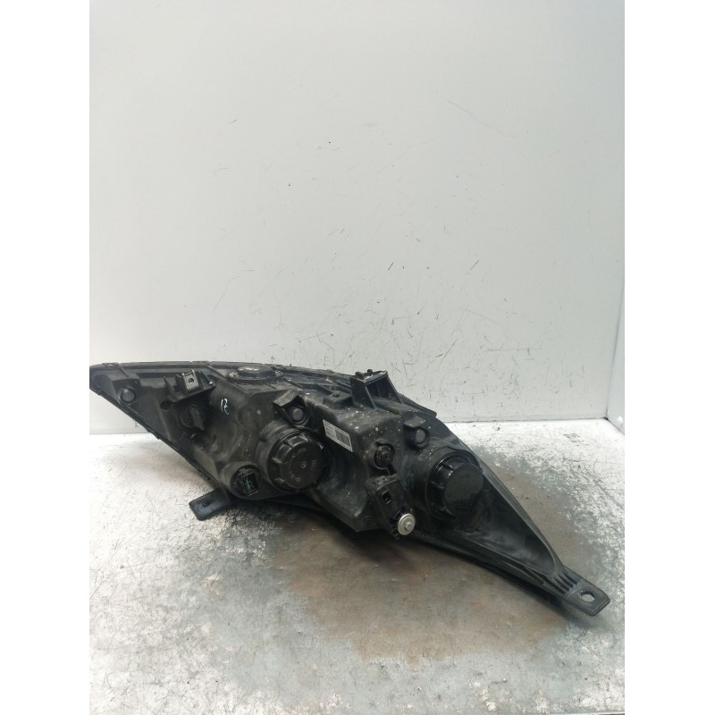 Recambio de faro izquierdo para kia sportage iii (sl) 1.6 gdi referencia OEM IAM 921013U210  