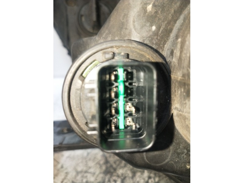 Recambio de faro izquierdo para kia sportage iii (sl) 1.6 gdi referencia OEM IAM 921013U210  