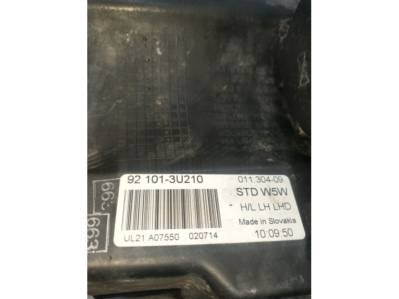Recambio de faro izquierdo para kia sportage iii (sl) 1.6 gdi referencia OEM IAM 921013U210  